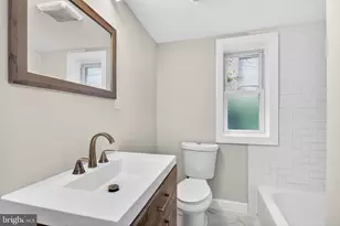 31 Emmett St, Phoenixville, PA 19460 - Photo 18
