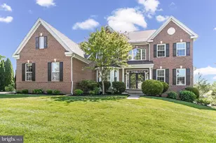 146 Candlewyck Dr, Avondale, PA 19311 - Photo 1