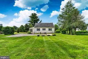 3025 Strasburg Rd, Coatesville, PA 19320 - Photo 4