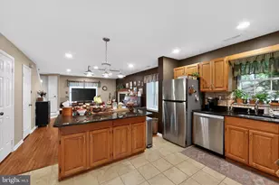 46 Rampart Dr, Chesterbrook, PA 19087 - Photo 8