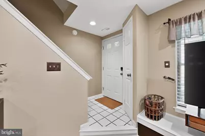 46 Rampart Drive, Chesterbrook, PA 19087 - Photo 2