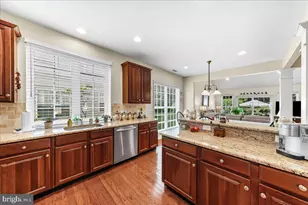 112 Petunia Dr, Kennett Square, PA 19348 - Photo 12