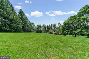 207 W Woodview Rd, West Grove, PA 19390 - Photo 6
