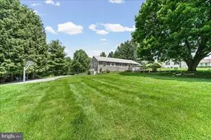 207 W Woodview Rd, West Grove, PA 19390 - Photo 4