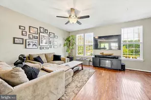 1840 Honeysuckle Ct, Downingtown, PA 19335 - Photo 2