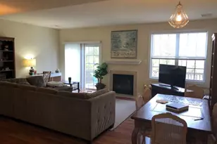 371 Oxer Ct, Devon, PA 19333 - Photo 2