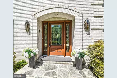 827 Nathan Hale Drive, West Chester, PA 19382 - Photo 2