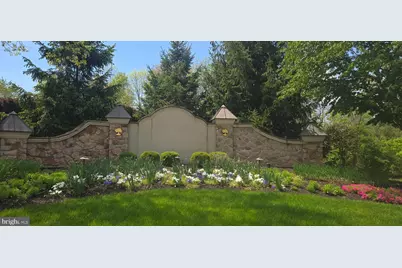 33 Sagewood Drive #12, Malvern, PA 19355 - Photo 4