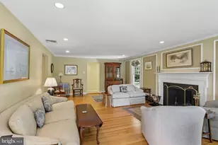 124 Ladderback Ln, Devon, PA 19333 - Photo 10