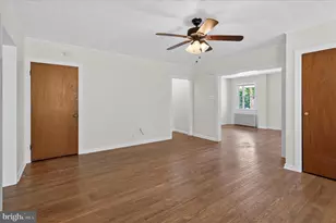 357 Emmett St, Phoenixville, PA 19460 - Photo 10