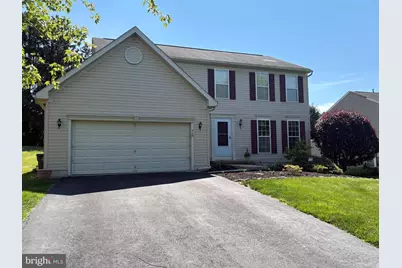 414 Flagstone Circle, Coatesville, PA 19320 - Photo 2