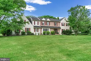 114 Aspen Dr, Downingtown, PA 19335 - Photo 4