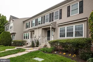 1703 Briarwood Ct, Phoenixville, PA 19460 - Photo 2