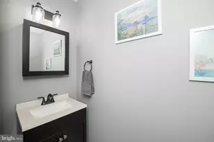 1703 Briarwood Ct, Phoenixville, PA 19460 - Photo 10