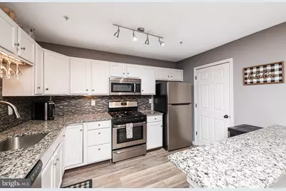 1703 Briarwood Court #1703, Phoenixville, PA 19460 - Photo 6