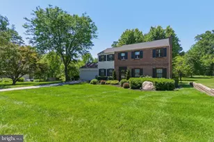 716 Wilson Cir, West Chester, PA 19382 - Photo 2