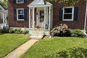 703 W 4th Ave, Parkesburg, PA 19365 - Photo 4