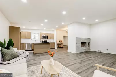 904 S Chester Road, West Chester, PA 19382 - Photo 2