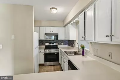 750 E Marshall Street #707, West Chester, PA 19380 - Photo 16