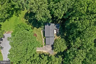 702 Great Oak Ln, Kennett Square, PA 19348 - Photo 4