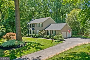 702 Great Oak Ln, Kennett Square, PA 19348 - Photo 2