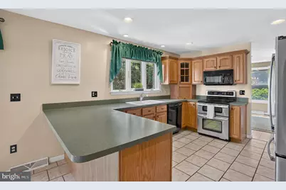 1907 Valley Road, Coatesville, PA 19320 - Photo 4