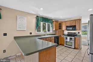 1907 Valley Rd, Coatesville, PA 19320 - Photo 4