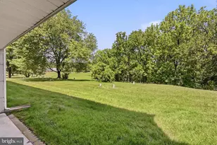 324 Carlyn Ct, Downingtown, PA 19335 - Photo 6