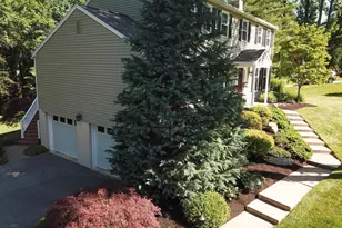 405 Brookwood Dr, Downingtown, PA 19335 - Photo 16