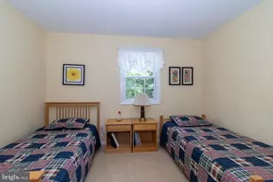 405 Brookwood Dr, Downingtown, PA 19335 - Photo 40