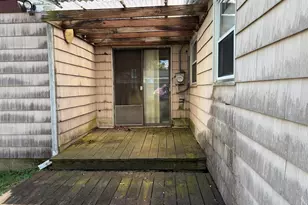 107 Manor Rd, Paoli, PA 19301 - Photo 22