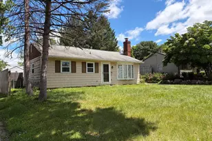 107 Manor Rd, Paoli, PA 19301 - Photo 1