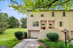 822 Brettingham Ct, West Chester, PA 19382 - Photo 2