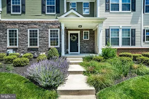 323 Stafford Ct, Chester Springs, PA 19425 - Photo 2