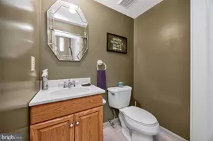 21 Berkley Dr, Downingtown, PA 19335 - Photo 18