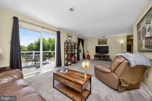 21 Berkley Dr, Downingtown, PA 19335 - Photo 2