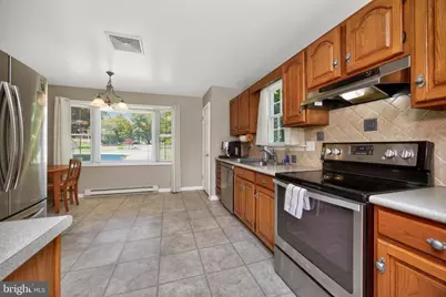 21 Berkley Drive, Downingtown, PA 19335 - Photo 8