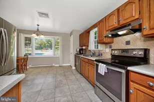21 Berkley Dr, Downingtown, PA 19335 - Photo 8