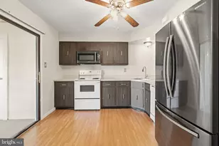 142 Harvest Ln, Phoenixville, PA 19460 - Photo 10