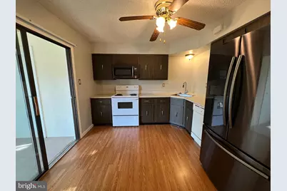 142 Harvest Lane #214, Phoenixville, PA 19460 - Photo 6