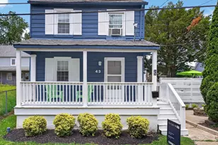 43 Oak St, Phoenixville, PA 19460 - Photo 1