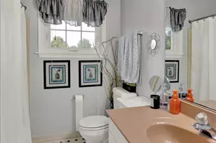 132 Barton Dr, Spring City, PA 19475 - Photo 36