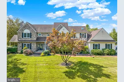 132 Barton Drive, Spring City, PA 19475 - Photo 2