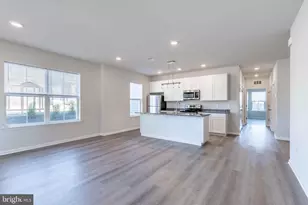 11 Wildflower Ln, Parkesburg, PA 19365 - Photo 2