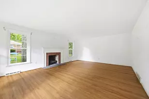 1565 Stanford Ln, Paoli, PA 19301 - Photo 4