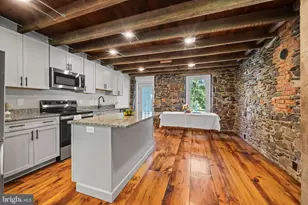 69 Cromby Rd, Phoenixville, PA 19460 - Photo 4