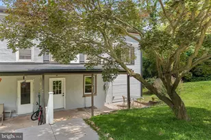 69 Cromby Rd, Phoenixville, PA 19460 - Photo 2