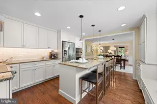 179 Ladderback Ln, Devon, PA 19333 - Photo 8