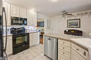 52 Prizer Rd, Phoenixville, PA 19460 - Photo 12