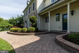 14 Maentel Dr, West Chester, PA 19382 - Photo 4